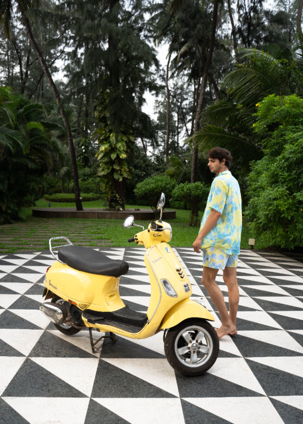 Designer Bergamo swim shorts for men in lemon yellow quick-dry fabric, with oceanic print, drawstring, elastic waistband, custom fit, plus sizes and family set. Comfortable swimwear for sexy summer looks.